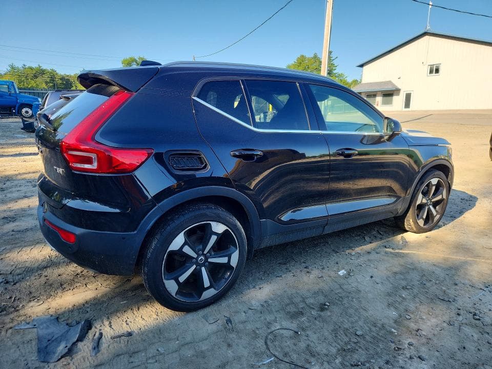 2019 VOLVO XC40 T5 INSCRIPTION 3