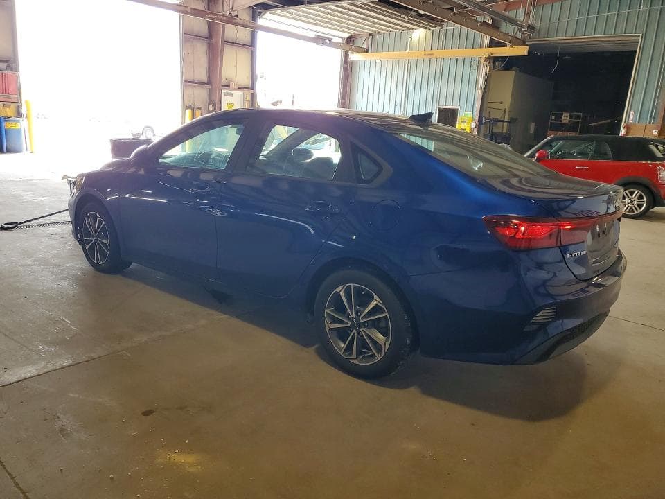 2023 KIA FORTE LXS 2