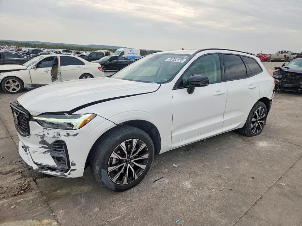2024 VOLVO XC60 CORE
