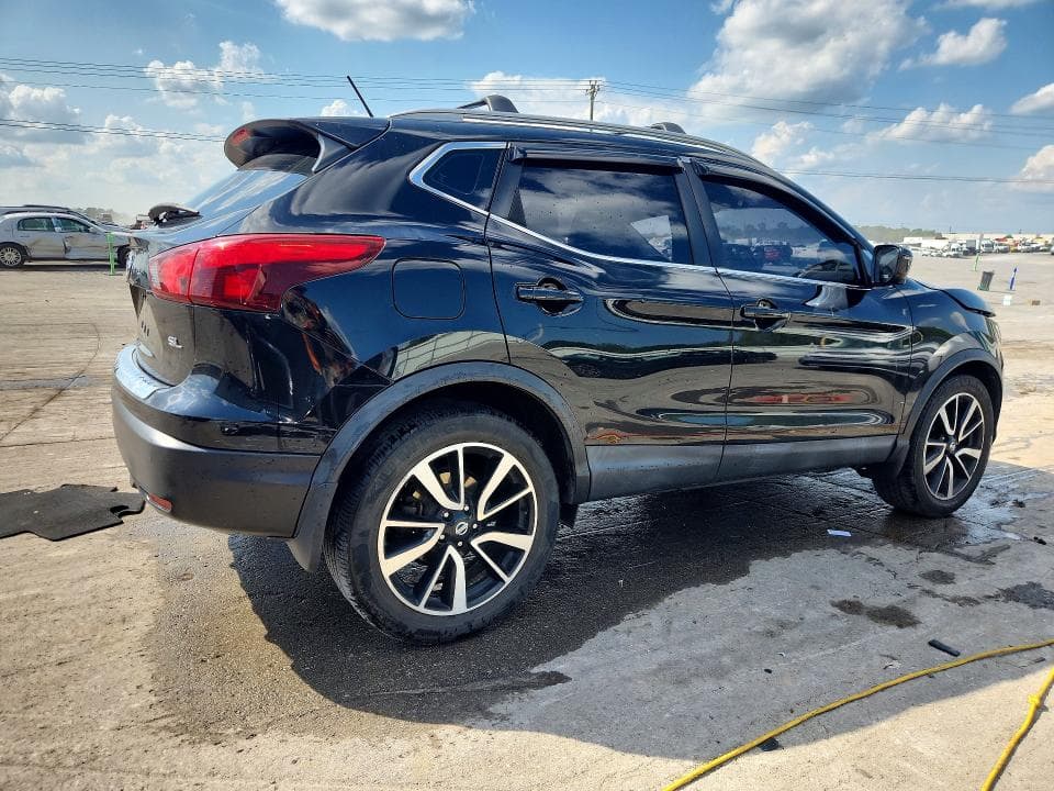2017 NISSAN ROGUE SPORT SL 3