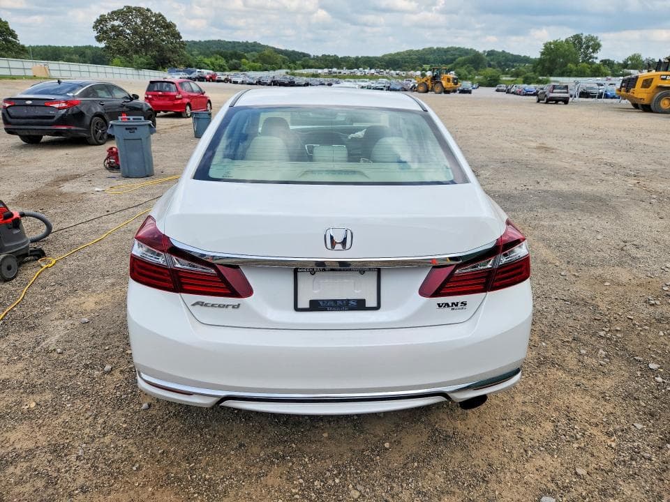 2017 HONDA ACCORD LX 6