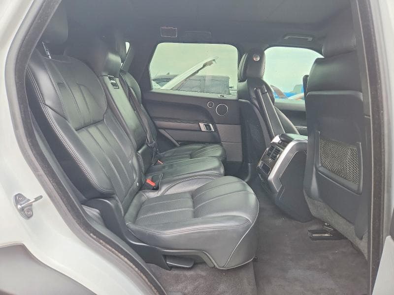 2017 LAND ROVER RANGE ROVER SPORT HSE 11