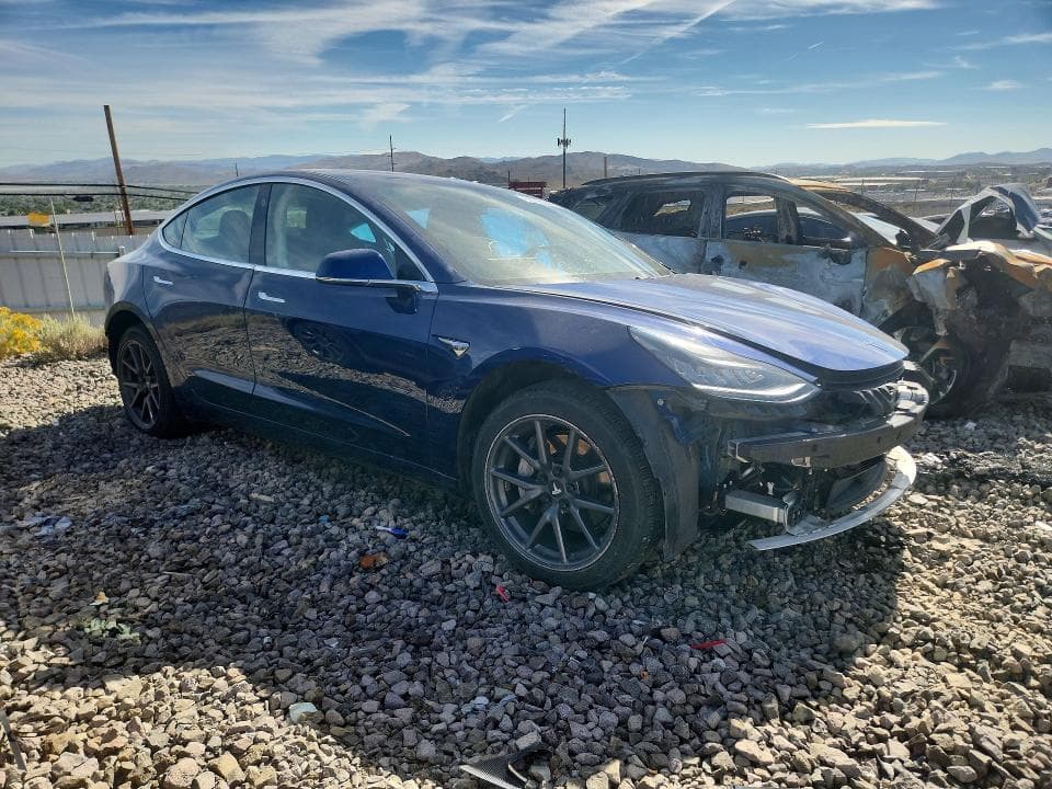 2019 TESLA MODEL 3 4
