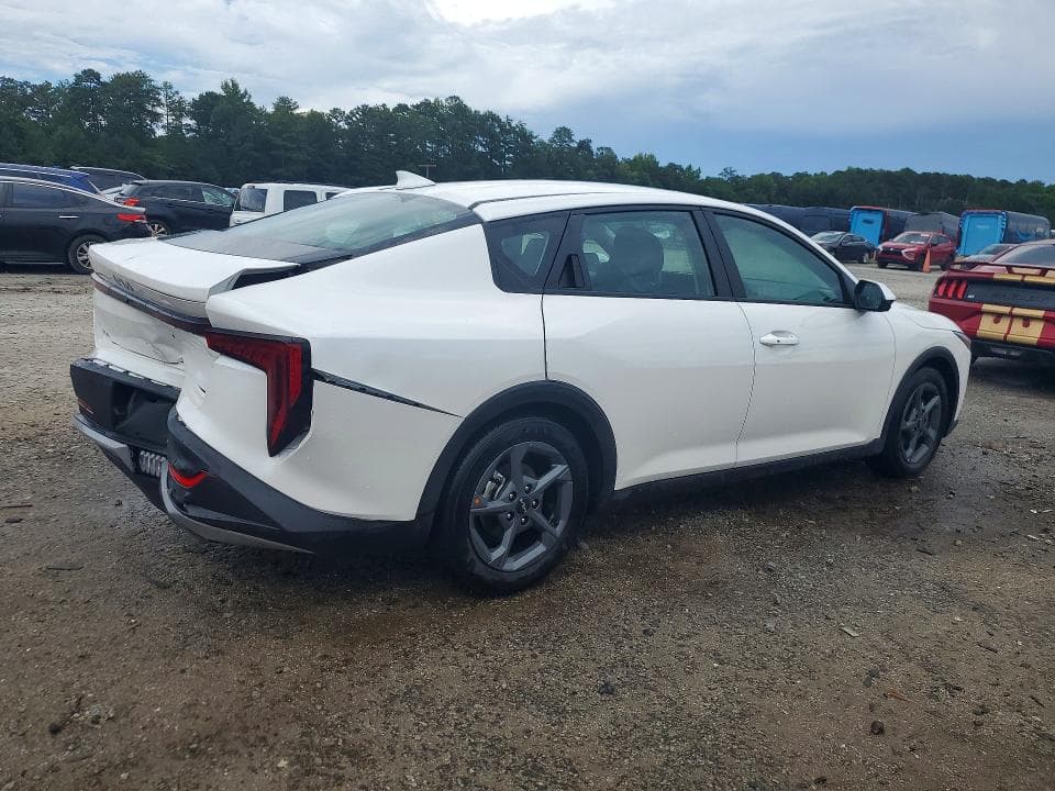 2026 KIA K4 LXS 3
