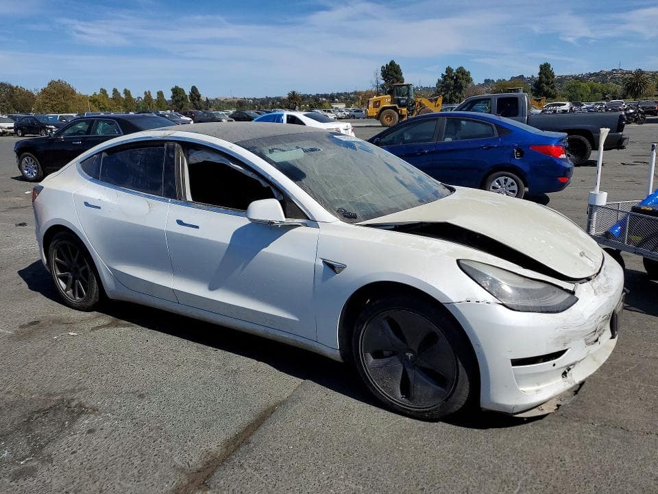 2019 TESLA MODEL 3 4