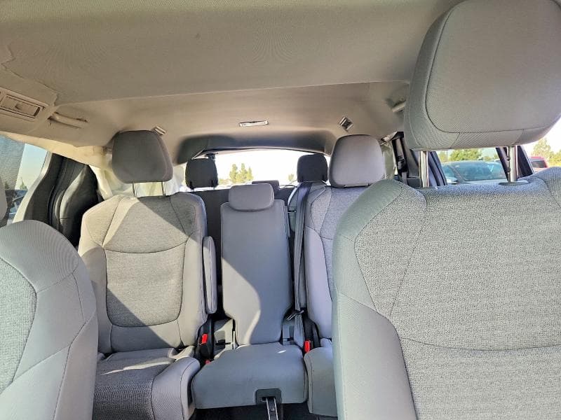 2025 TOYOTA SIENNA LE 10