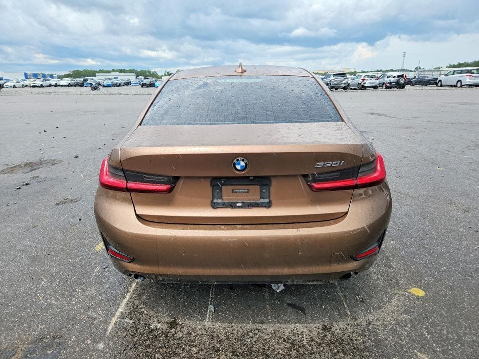 2019 BMW 330I 6