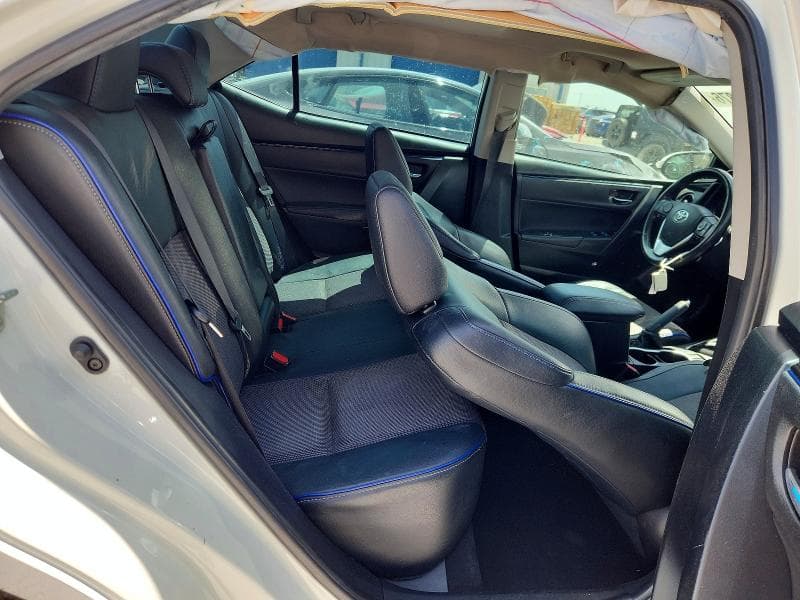 2018 TOYOTA COROLLA SE 10