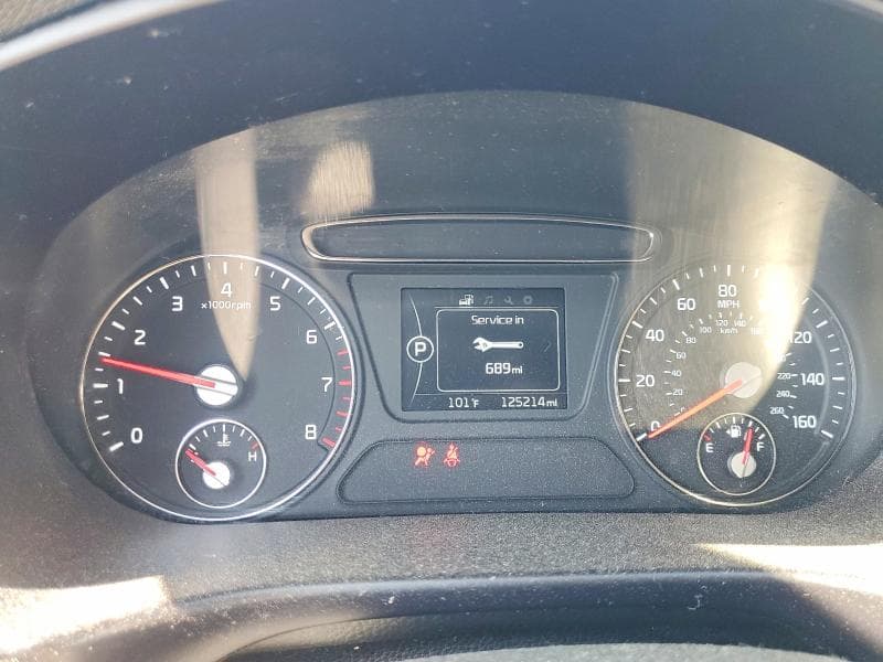 2018 KIA SORENTO LX 9