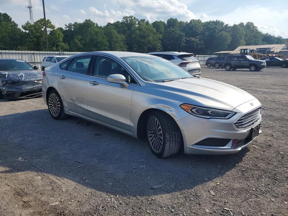 2018 FORD FUSION SE 4