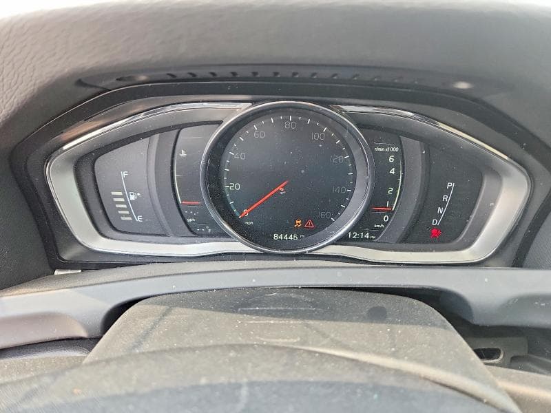 2017 VOLVO S60 9