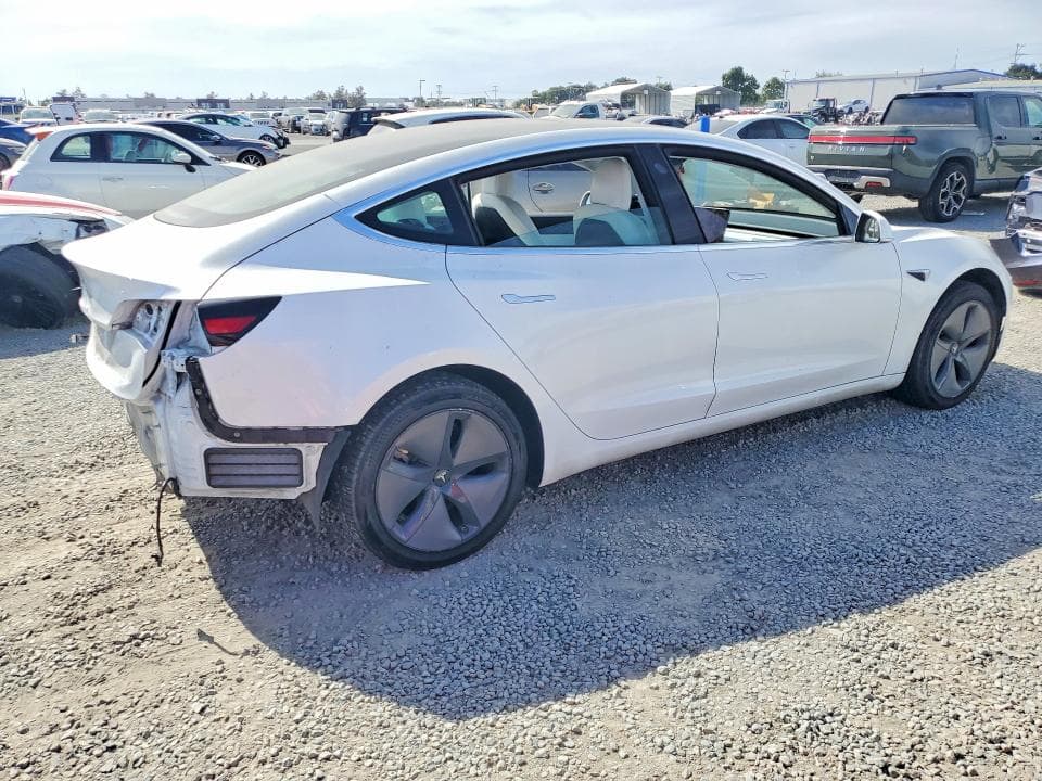 2020 TESLA MODEL 3 3