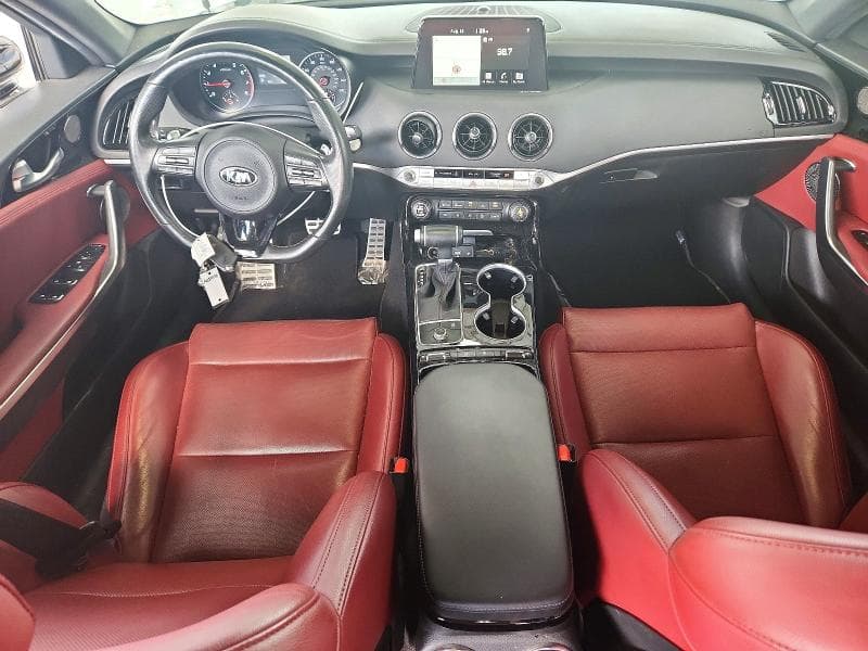 2021 KIA STINGER GT-LINE 8