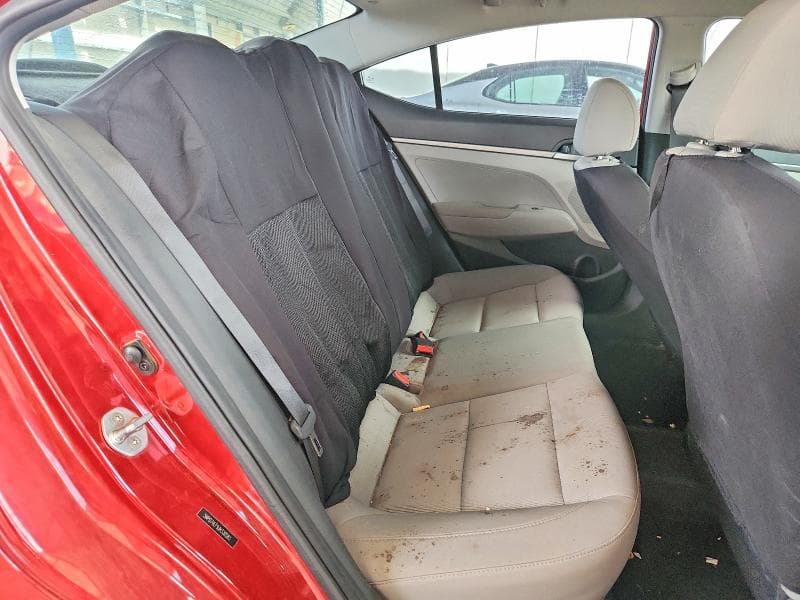 2018 HYUNDAI ELANTRA SE 10