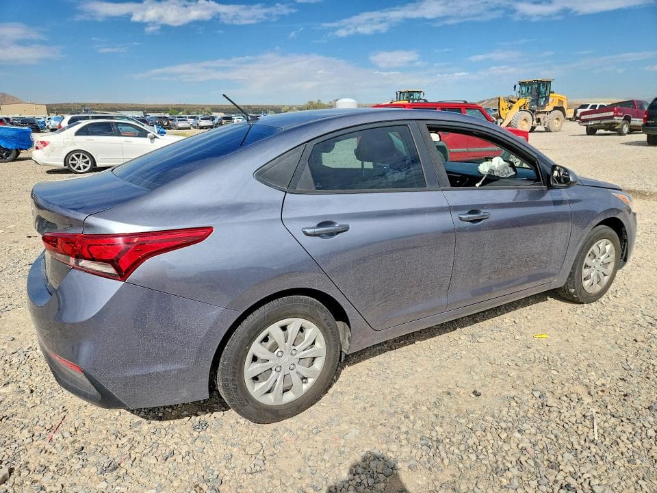 2018 HYUNDAI ACCENT SE 3