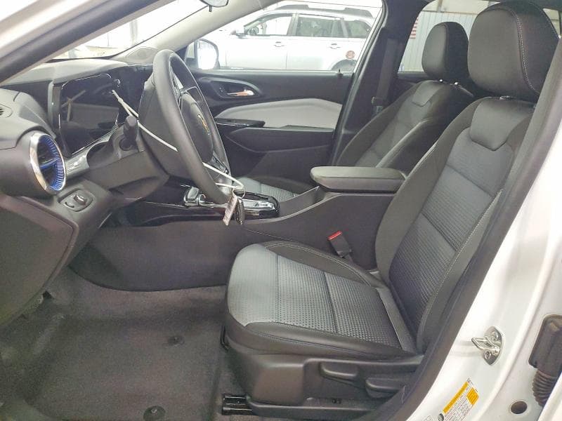 2026 CHEVROLET TRAX 1LT 7