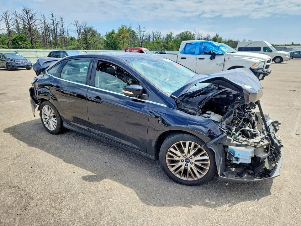 2017 FORD FOCUS TITANIUM 4