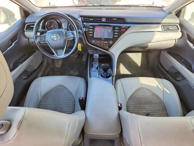2020 TOYOTA CAMRY SE 8