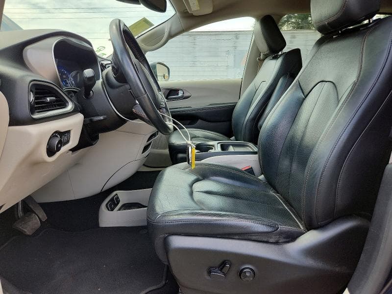 2020 CHRYSLER PACIFICA TOURING L 7