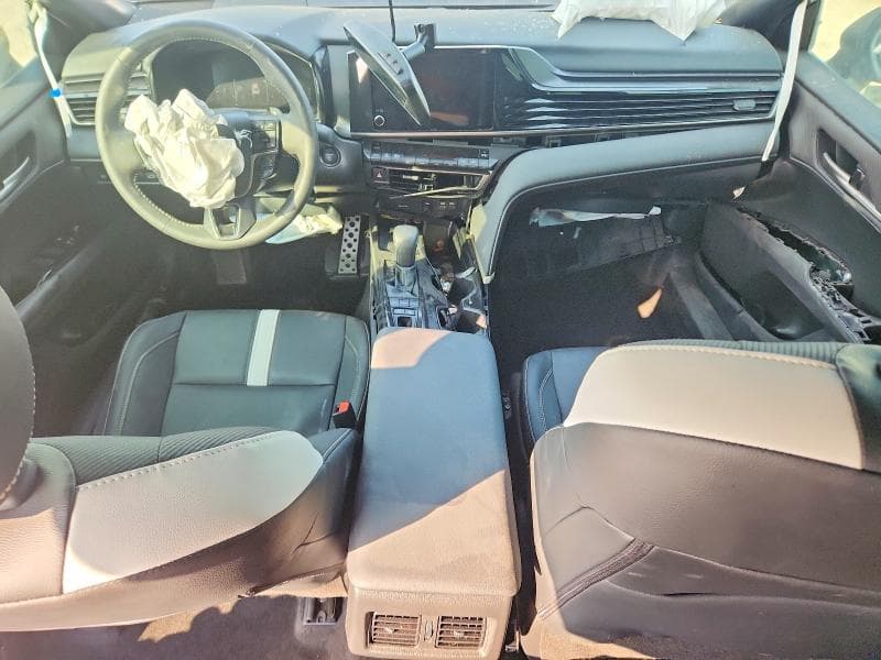2026 TOYOTA CAMRY SE 8