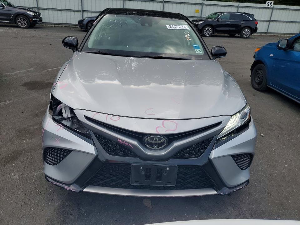 2020 TOYOTA CAMRY XSE 5