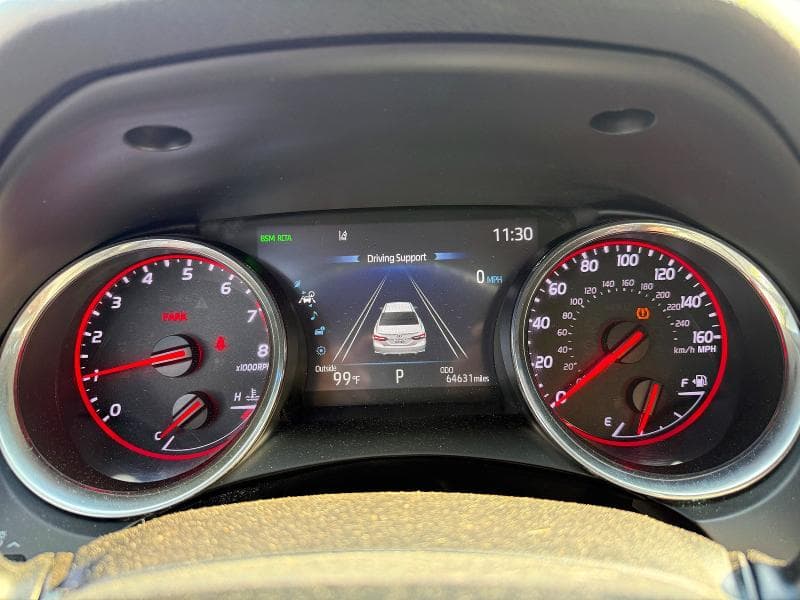 2020 TOYOTA CAMRY XSE 8