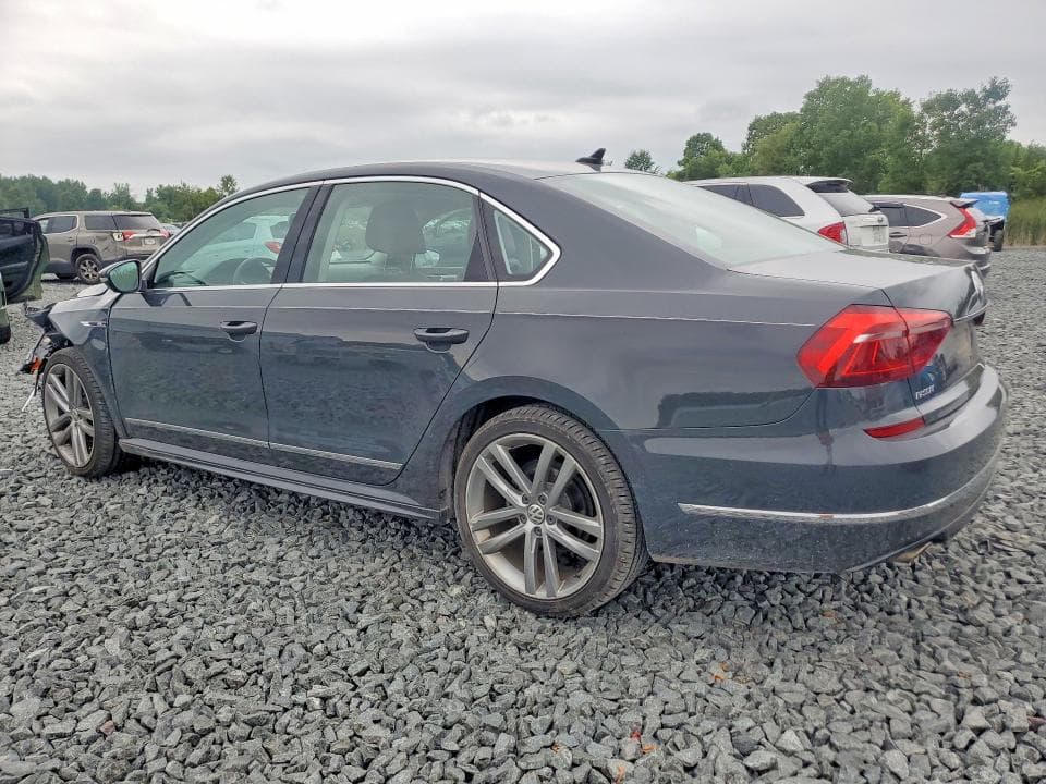 2017 VOLKSWAGEN PASSAT R-LINE 2