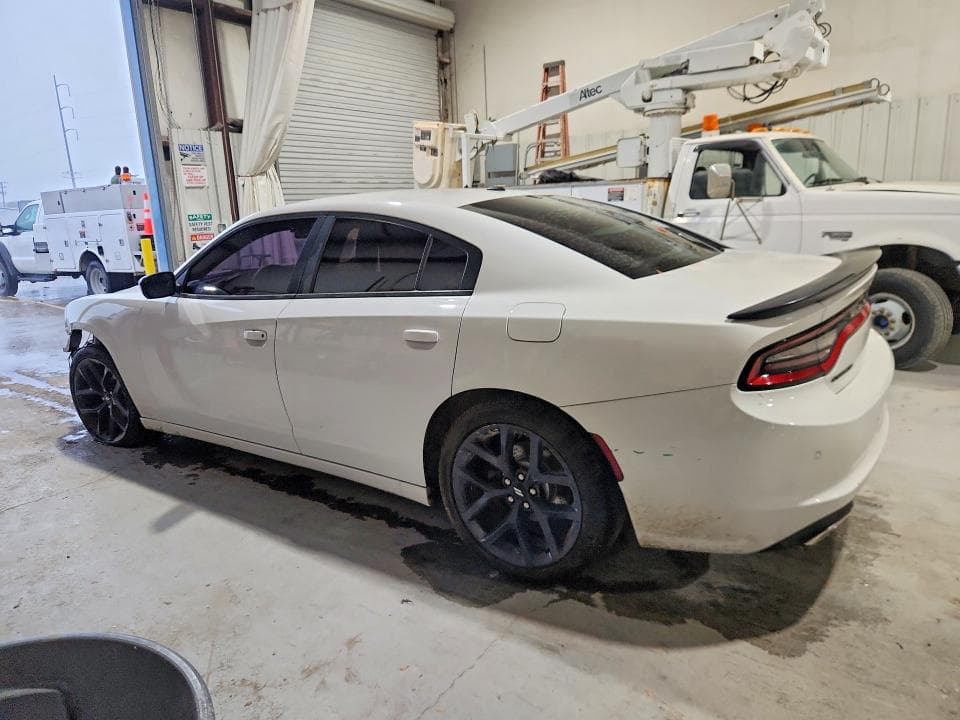 2019 DODGE CHARGER SXT 2