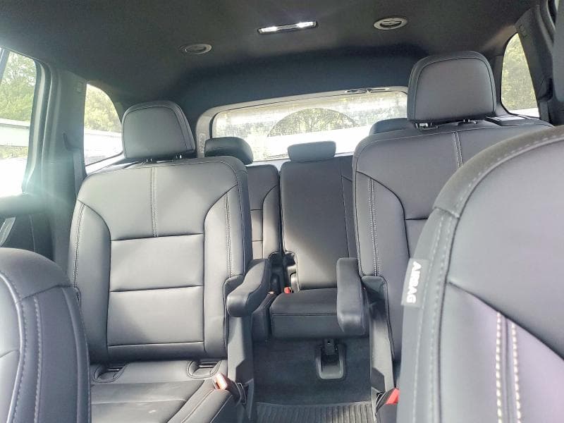 2025 GMC ACADIA ELEVATION 10