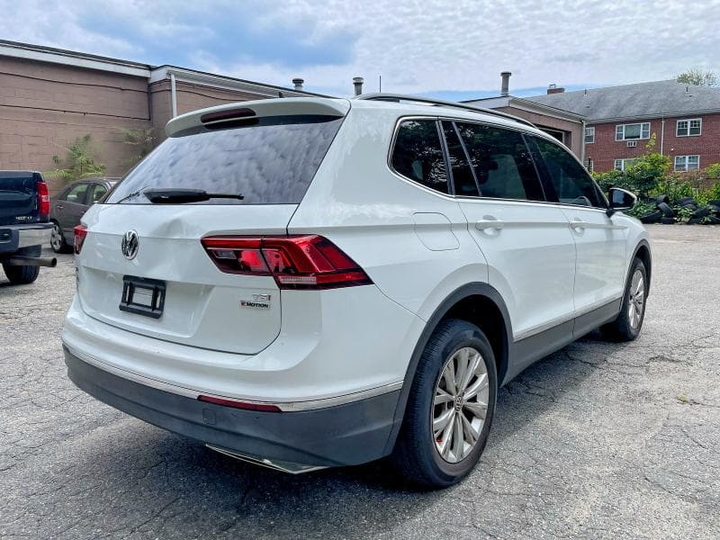 2018 VOLKSWAGEN TIGUAN SE 4