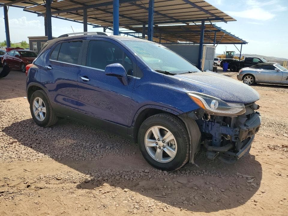 2017 CHEVROLET TRAX 1LT 4
