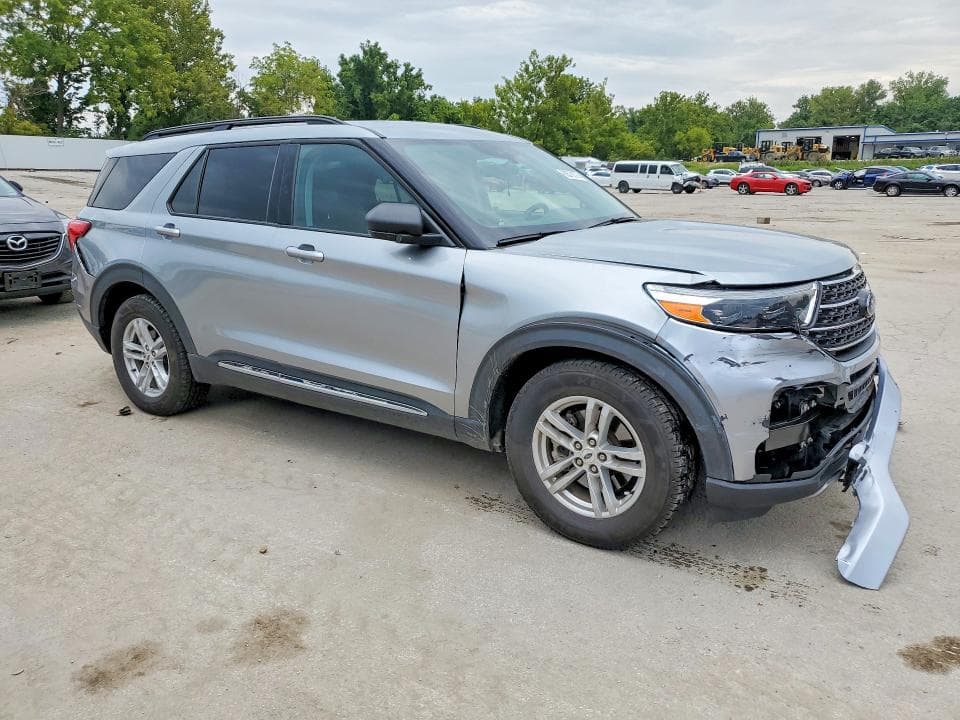 2023 FORD EXPLORER XLT 4
