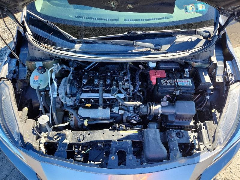 2020 NISSAN VERSA S 11