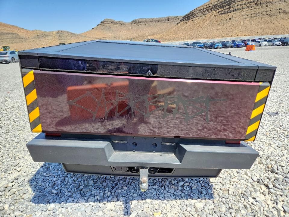2024 TESLA CYBERTRUCK 6