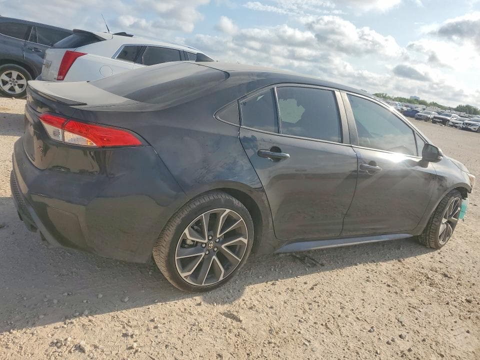 2020 TOYOTA COROLLA SE 3