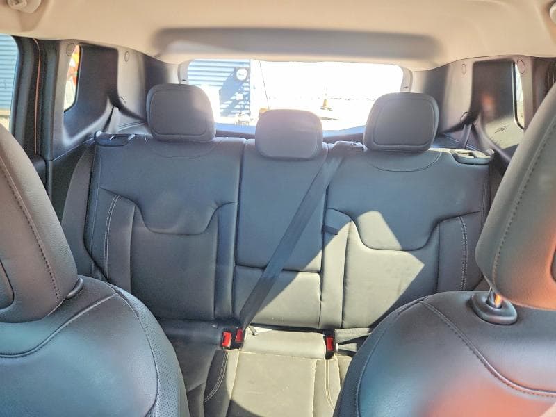 2017 JEEP RENEGADE LIMITED 10