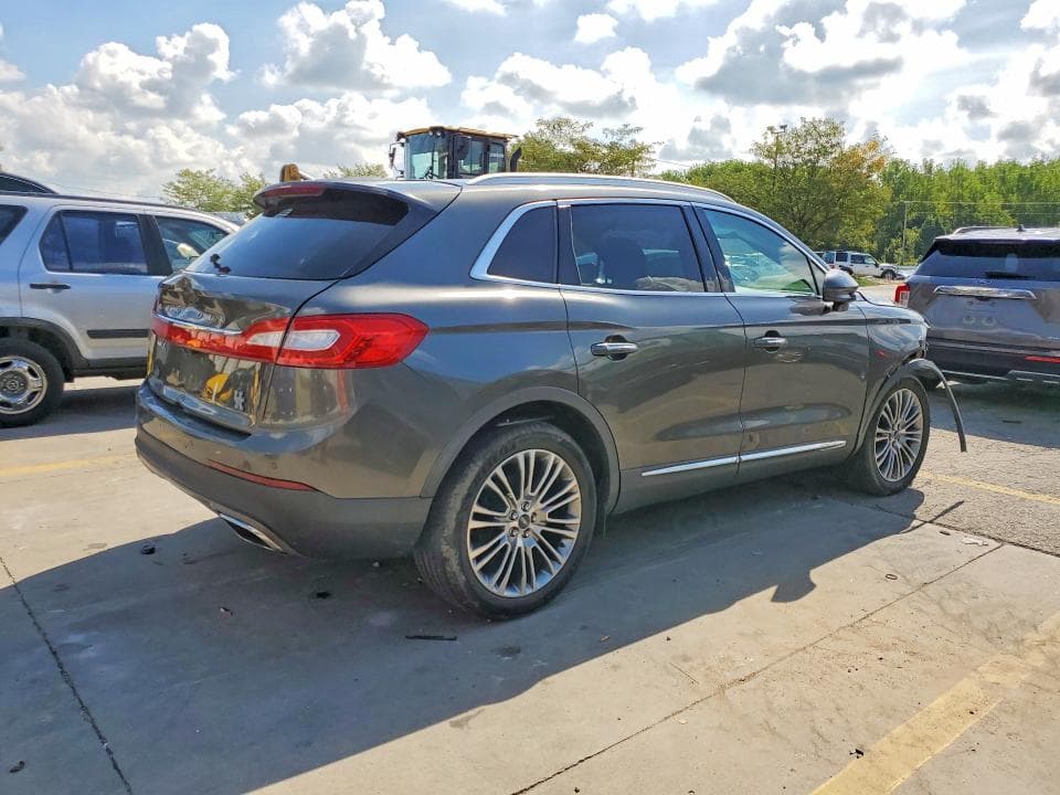 2017 LINCOLN MKX RESERVE 3
