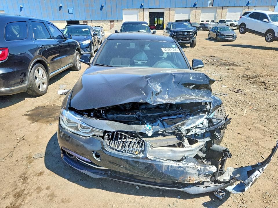 2018 BMW 330 XI 5