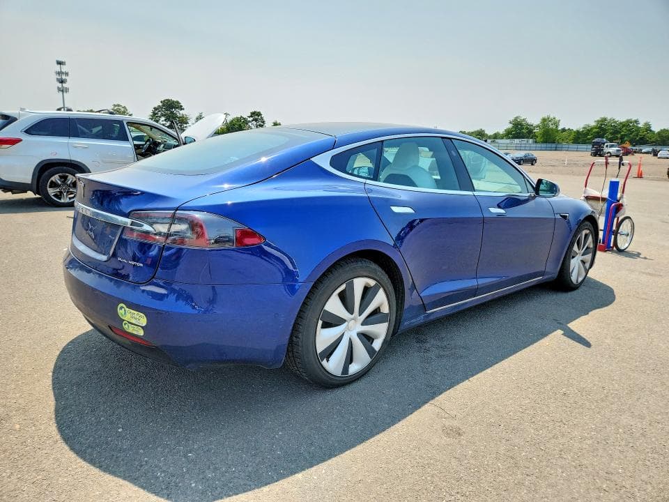 2020 TESLA MODEL S 3