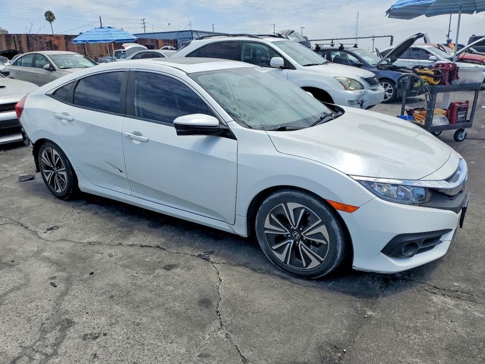 2018 HONDA CIVIC EXL 4