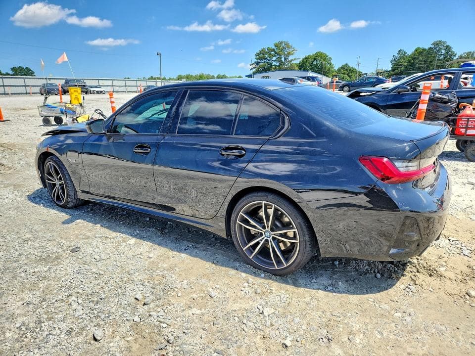 2023 BMW 330E 2