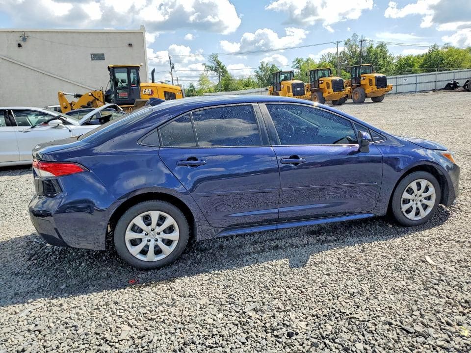 2023 TOYOTA COROLLA LE 3