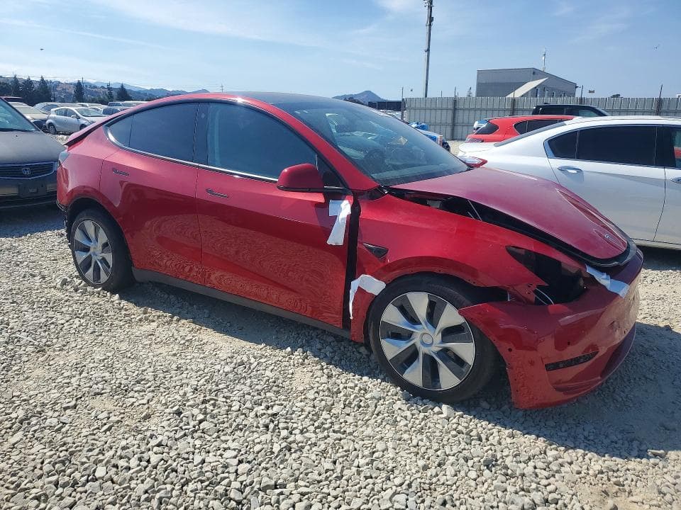 2022 TESLA MODEL Y 4