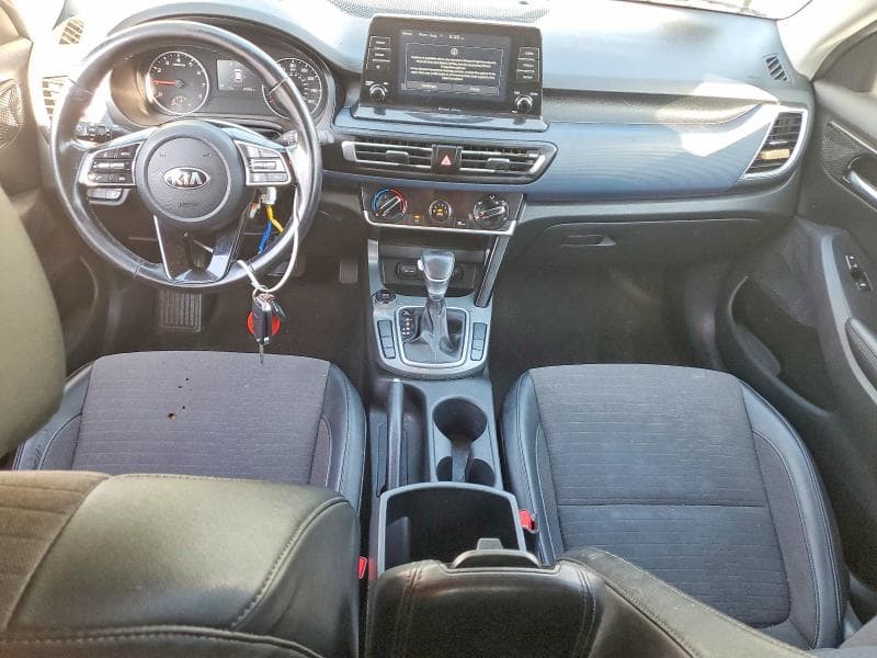 2021 KIA SELTOS S 8