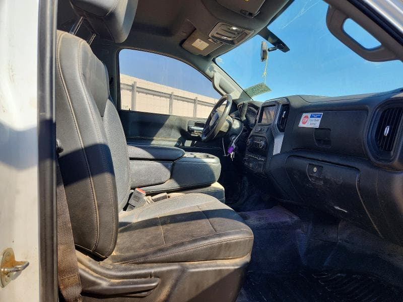2021 CHEVROLET SILVERADO K1500 10