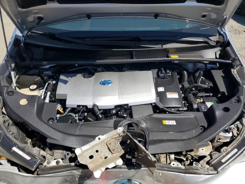 2017 TOYOTA PRIUS TWO 11