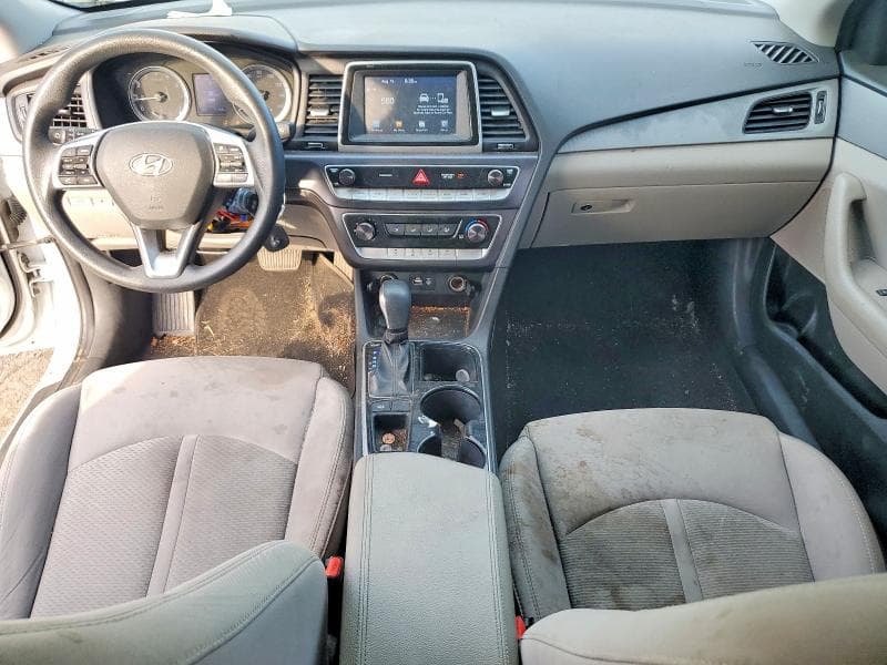 2019 HYUNDAI SONATA SE 8