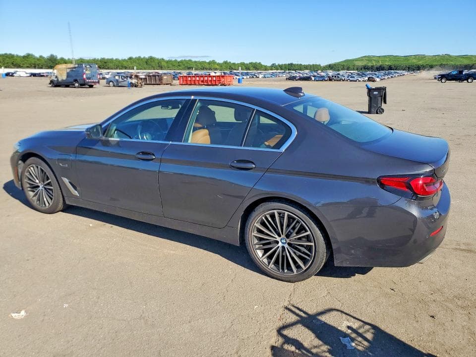 2022 BMW 530XE 2