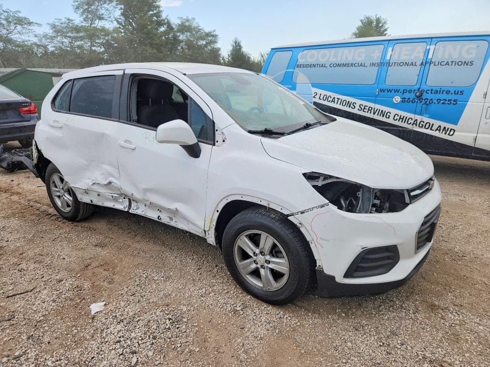 2020 CHEVROLET TRAX LS 4