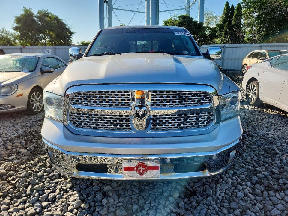 2018 RAM 1500 LARAMIE 5